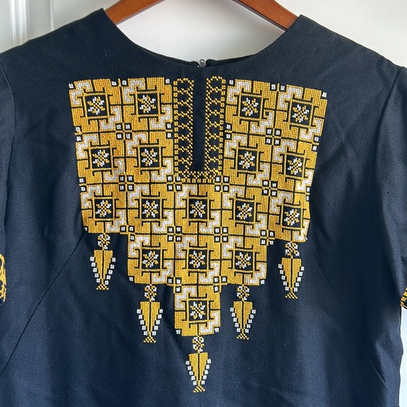 Gorgeous Sindhi Embroidered Design Black Dress Hurmuch - Picture 3 of 8